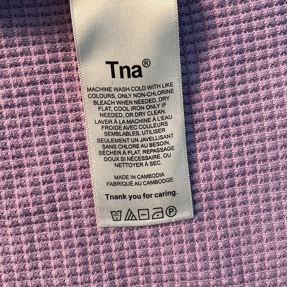 Aritzia Tna Waffle Notch T-Shirt Purple - Picture 5 of 5